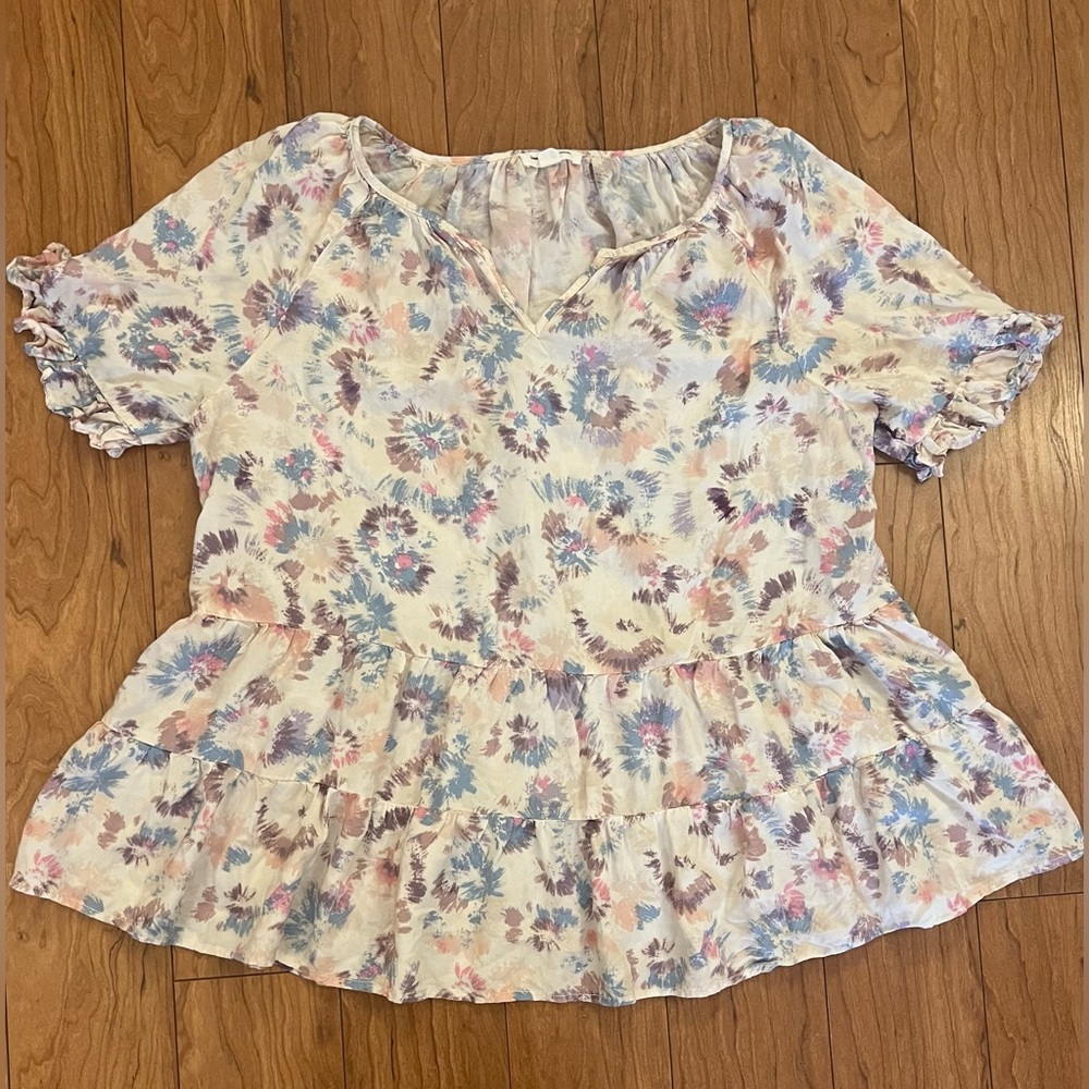 Beach Lunch Lounge Large Tiered Multicolor Blouse Top Short Sleeve Floral Color